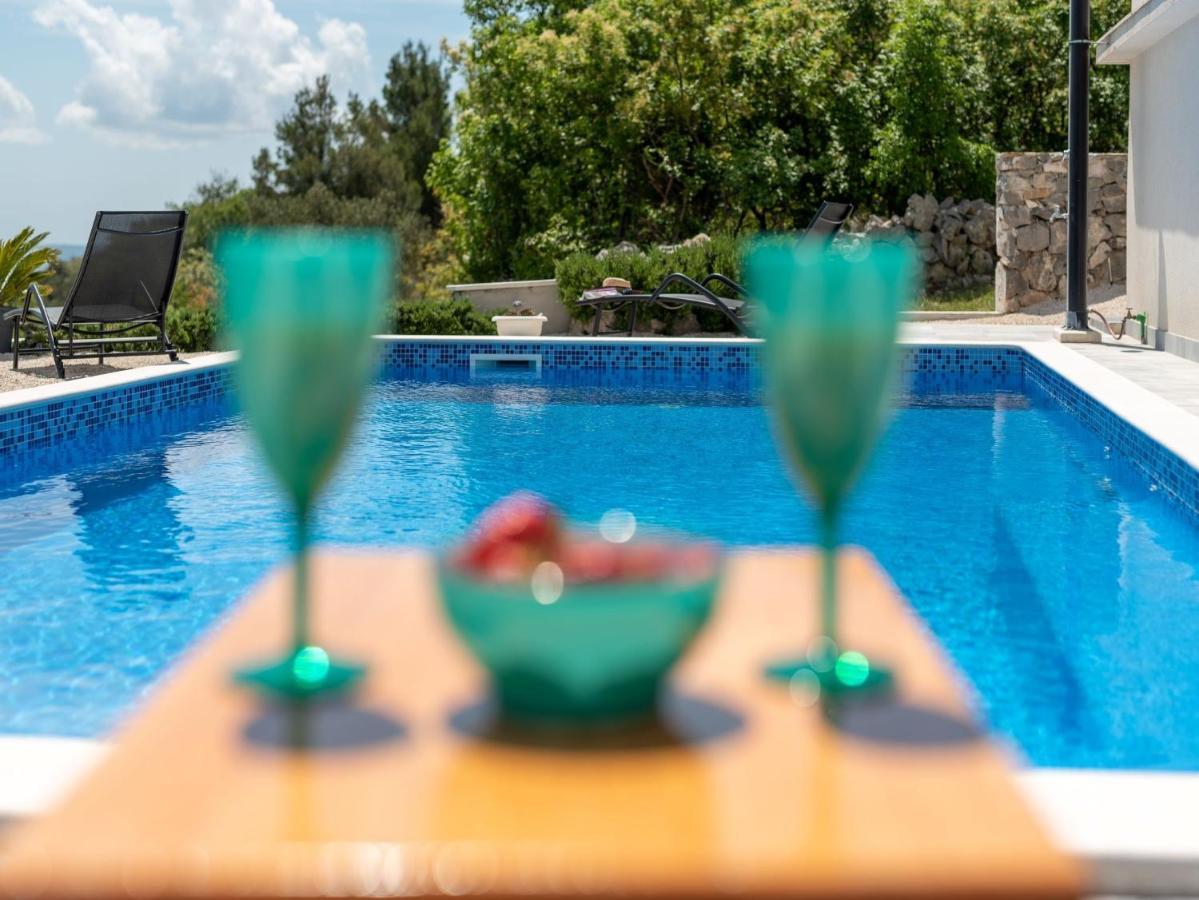 Scenic Sea View,Three Bedroom Villa With Pool Трогир Экстерьер фото